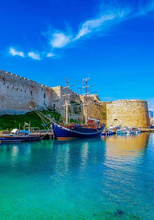 castello sul mare cipro