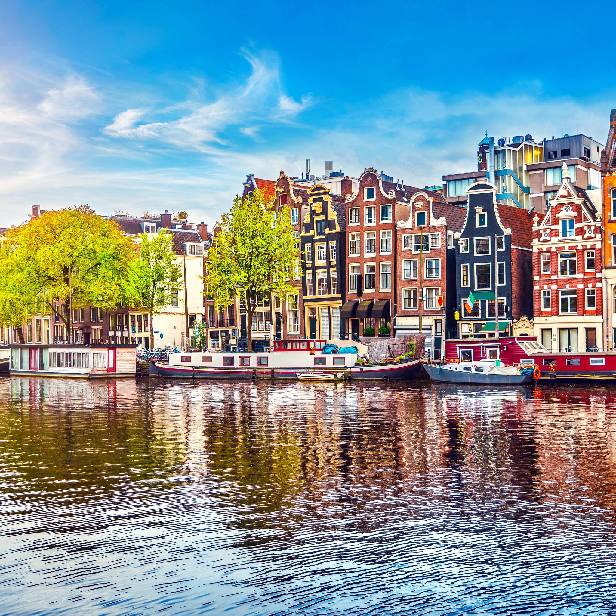 Amsterdam, Strasburgo e le terre di Carlo Magno