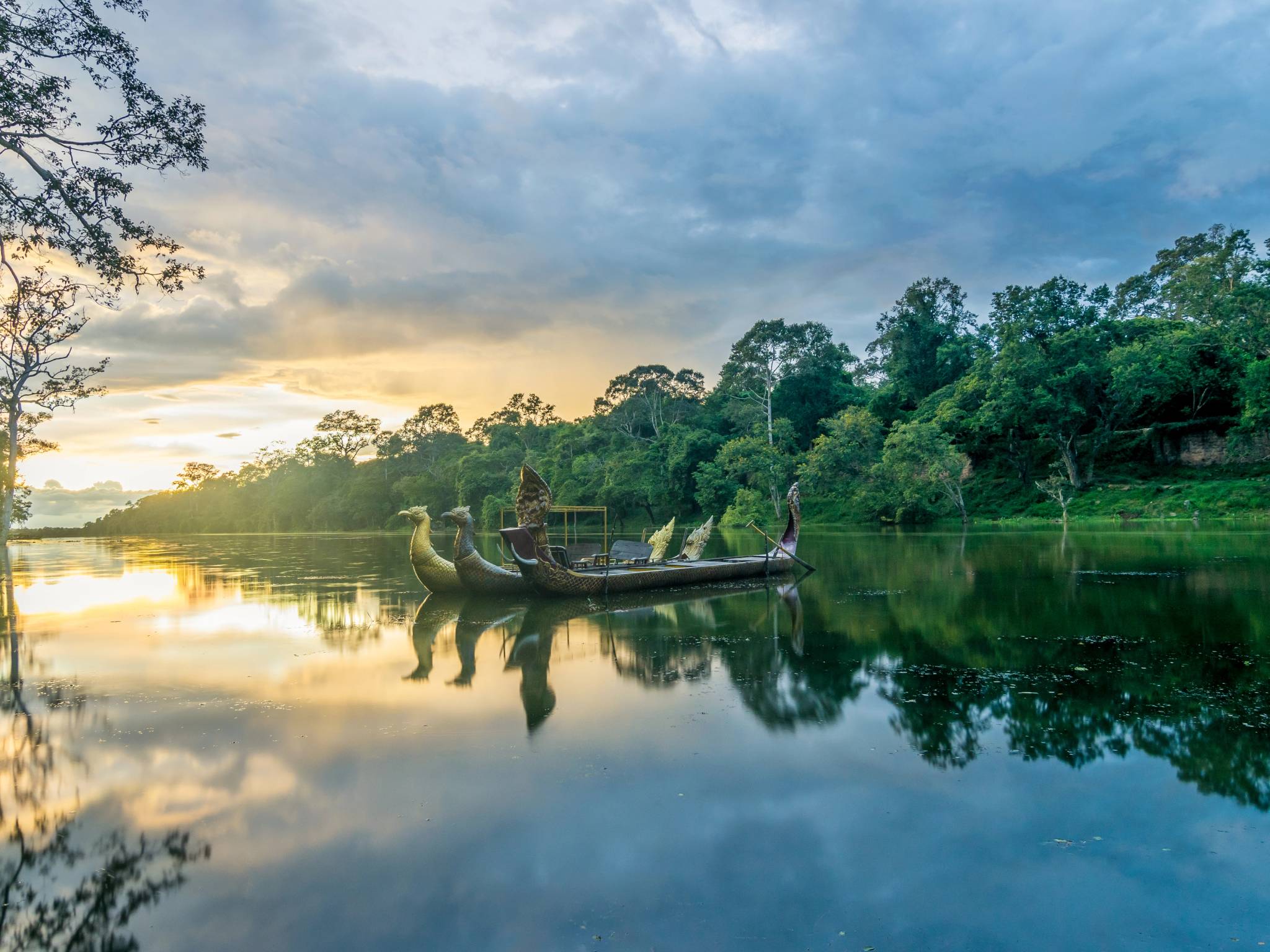 Tour del Vietnam e Cambogia cover