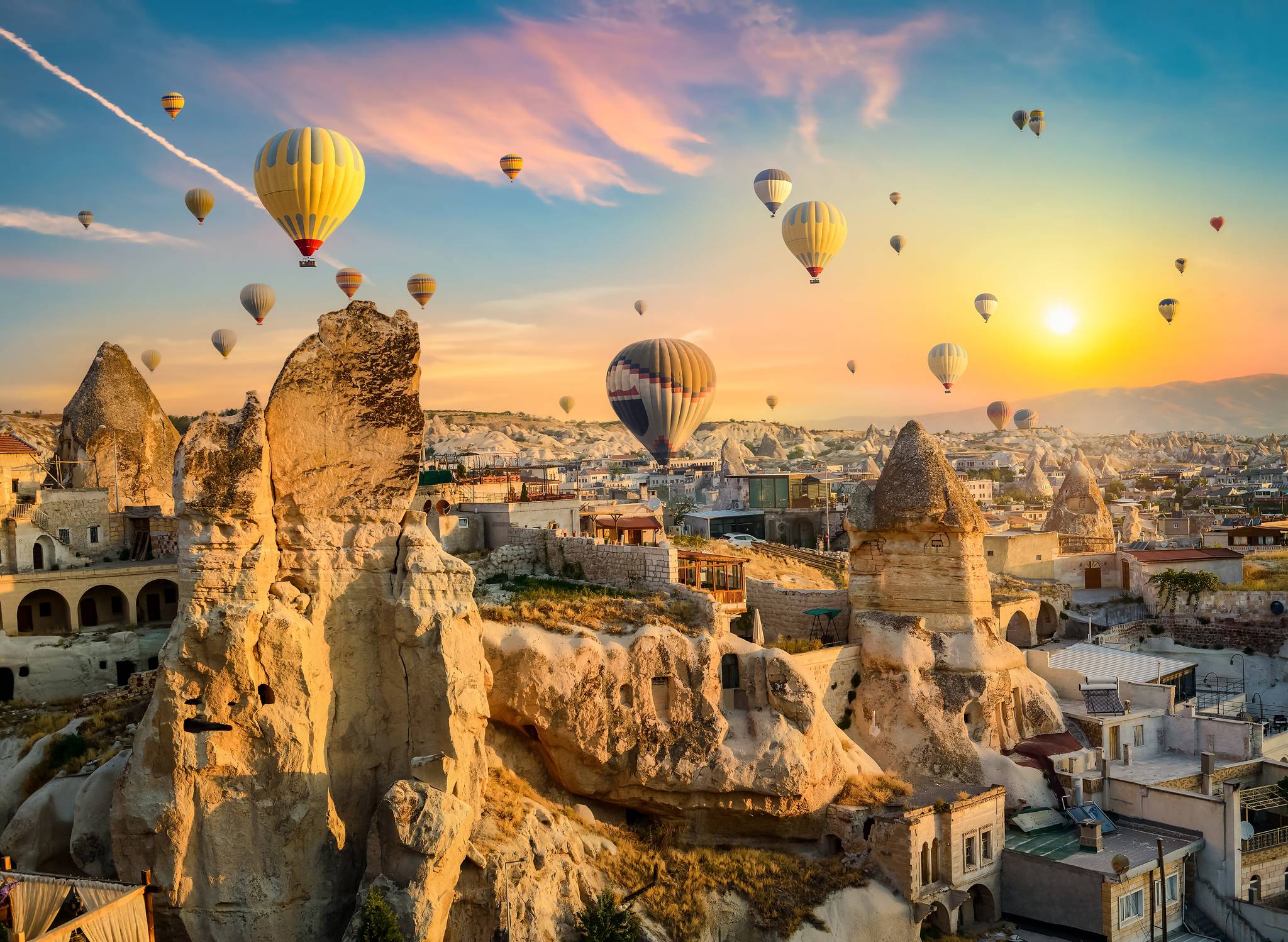 paesaggio con mongolfiere della cappadocia