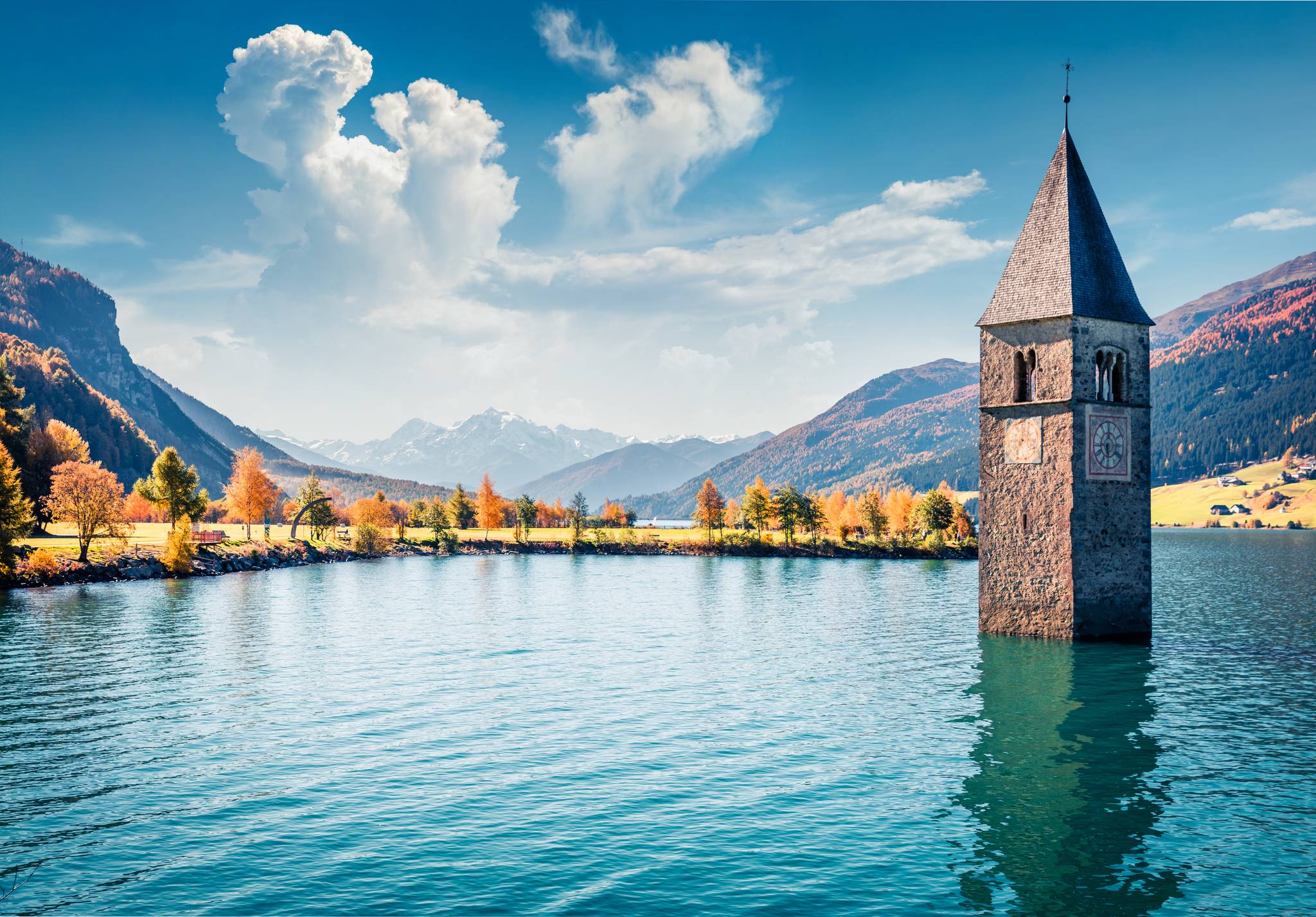 campanile di curon nel lago di resia