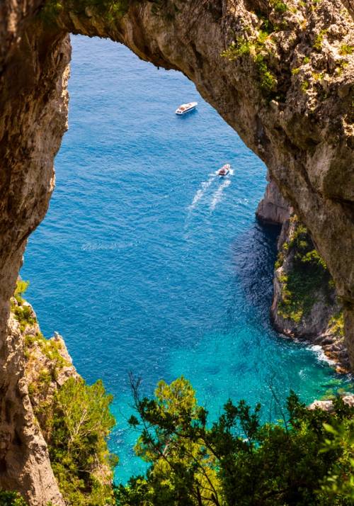 natural arch capri