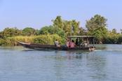 barca sul fiume mekong laos