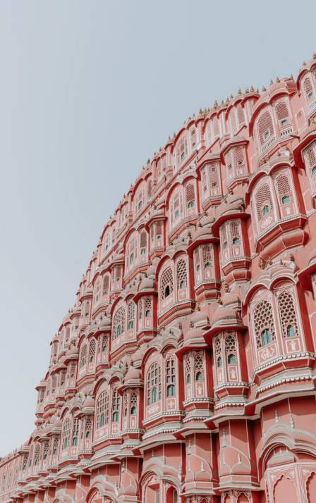 facciata palazzo rosa a jaipur