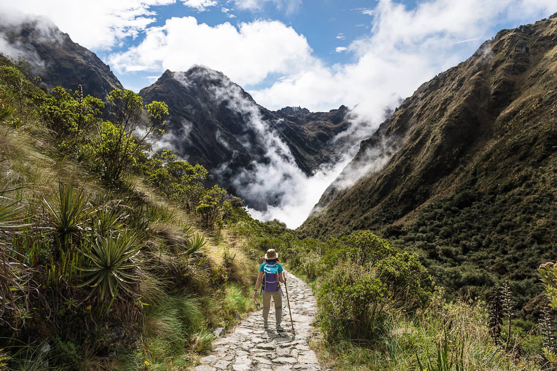 donna sull inca trail peru