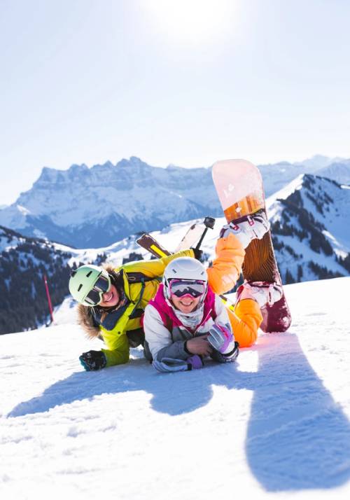 ragazze su snowboard