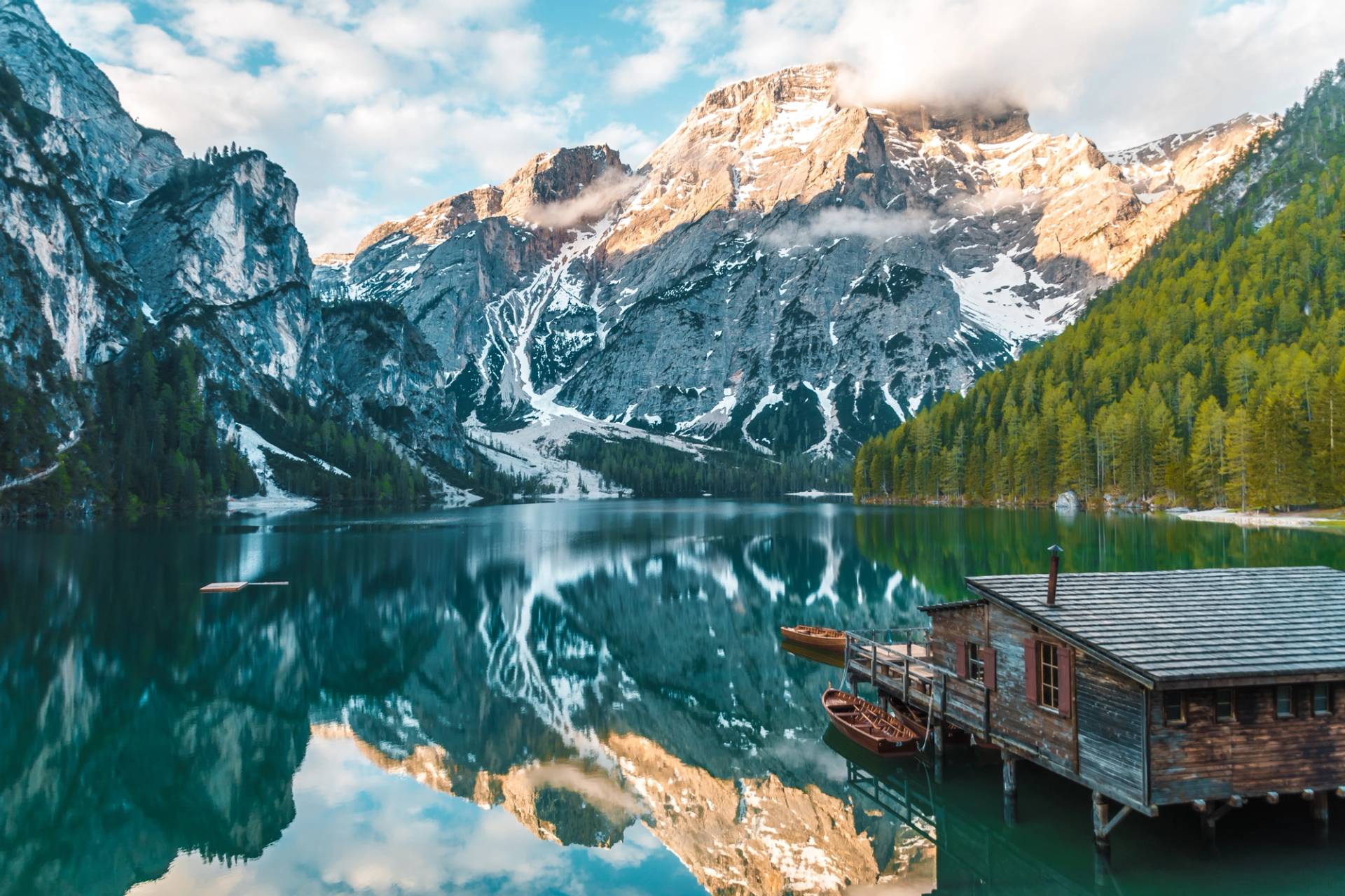 lago di braies in trentino