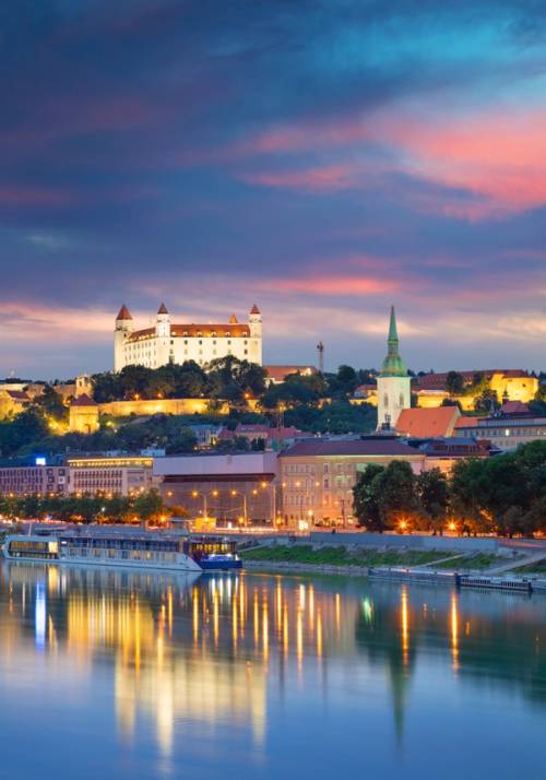 Bratislava di notte