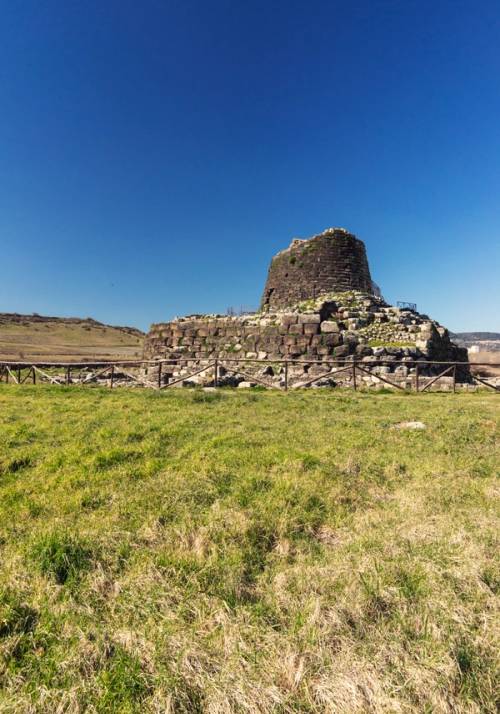 nuraghe torralba sardegna