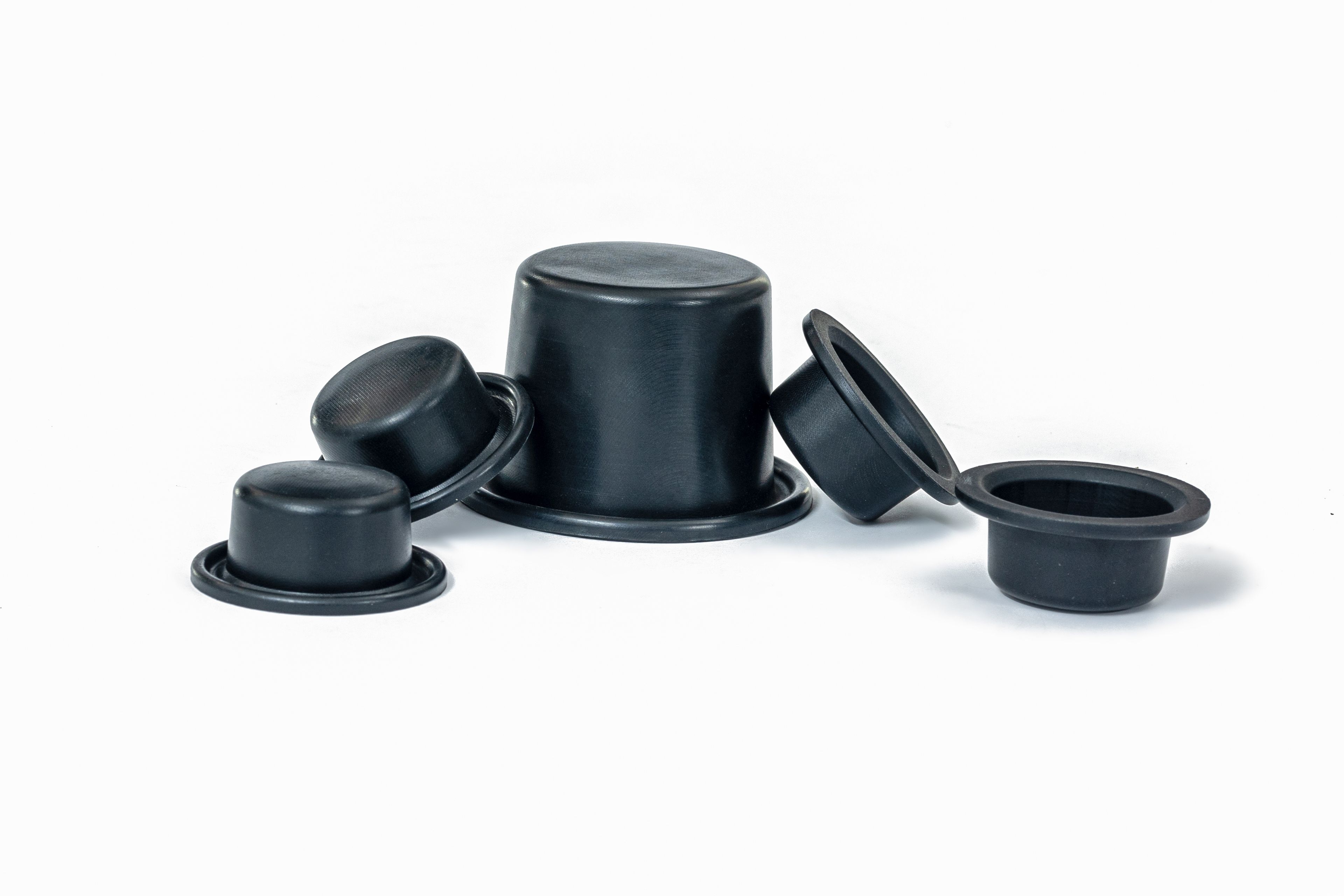 High-elongation NBR diaphragm for a defence actuator
