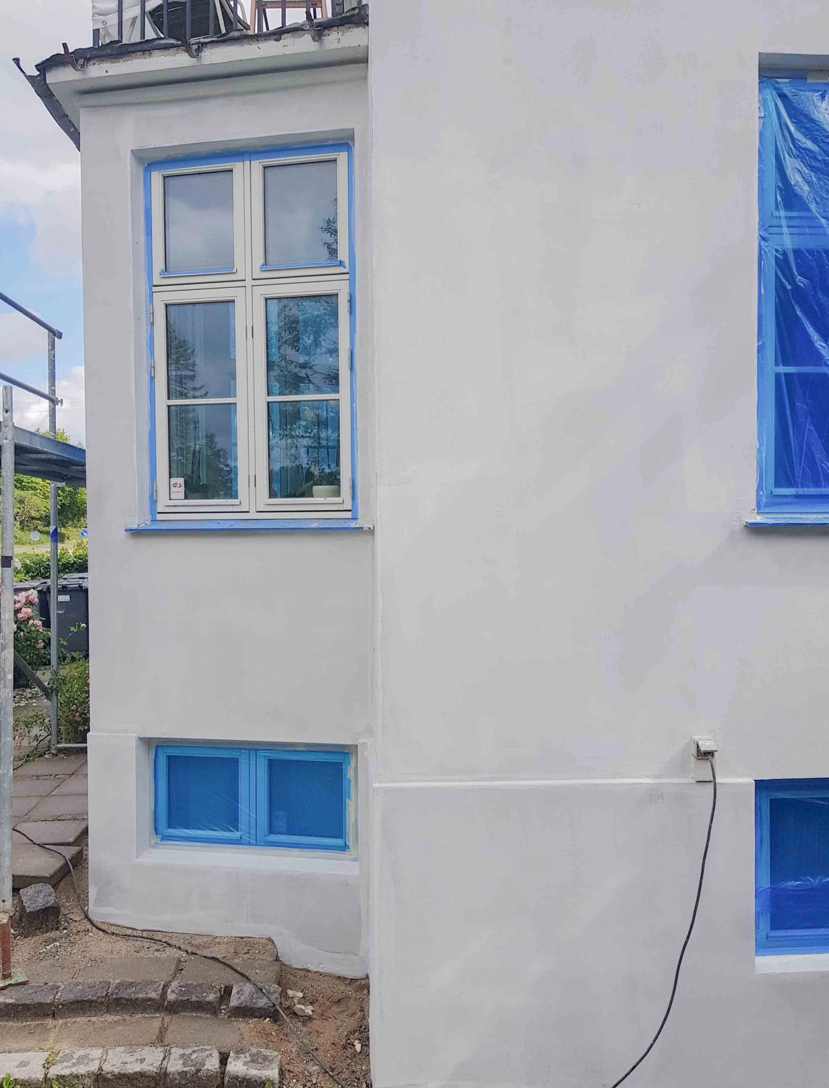 Hvid facaderenovering, Frederiksberg. Under arbejdet.