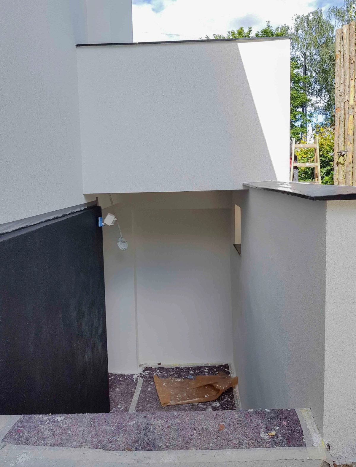 Hvid facaderenovering, Frederiksberg. Under arbejdet.