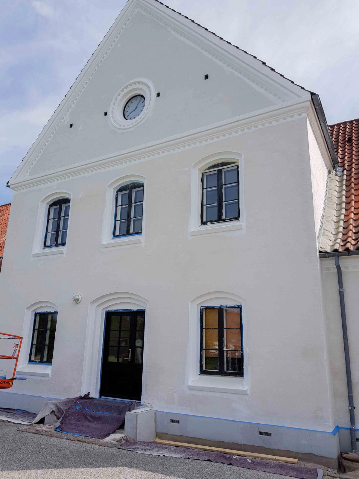 Facaderenovering af hus fra 1861, Slagelse. Facaden. Før arbejdet.