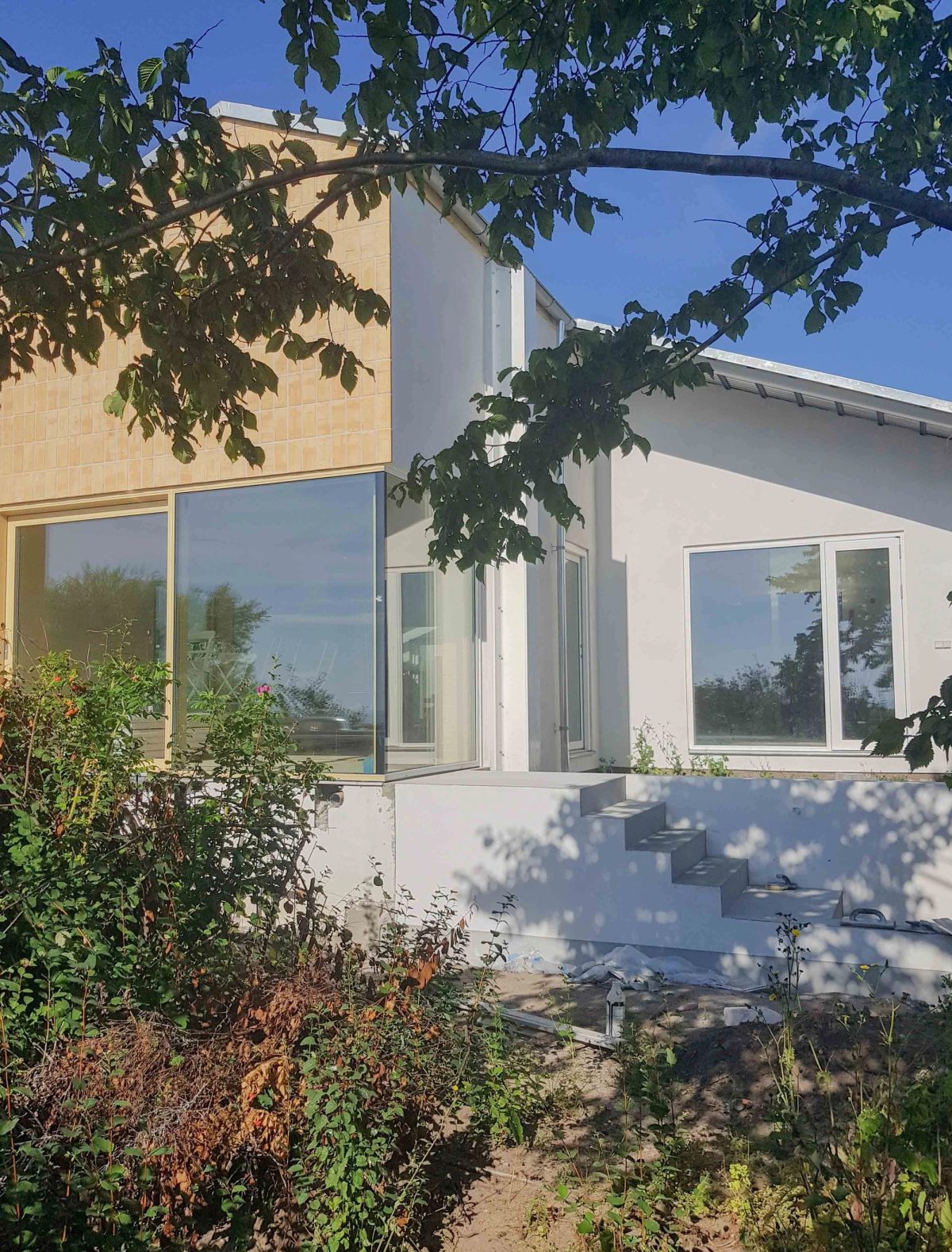 Facade- og indvendig renovering, Humlebæk. Efter arbejdet.