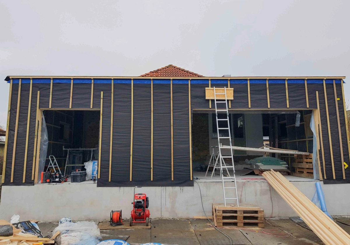 Tilbygning til hus, Valby. Under arbejdet.