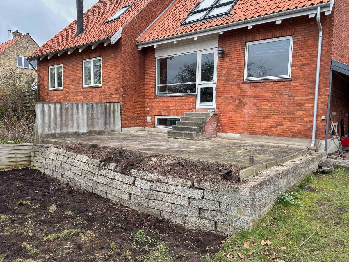 Ny terrasse, Herlev. Før arbejdet.
