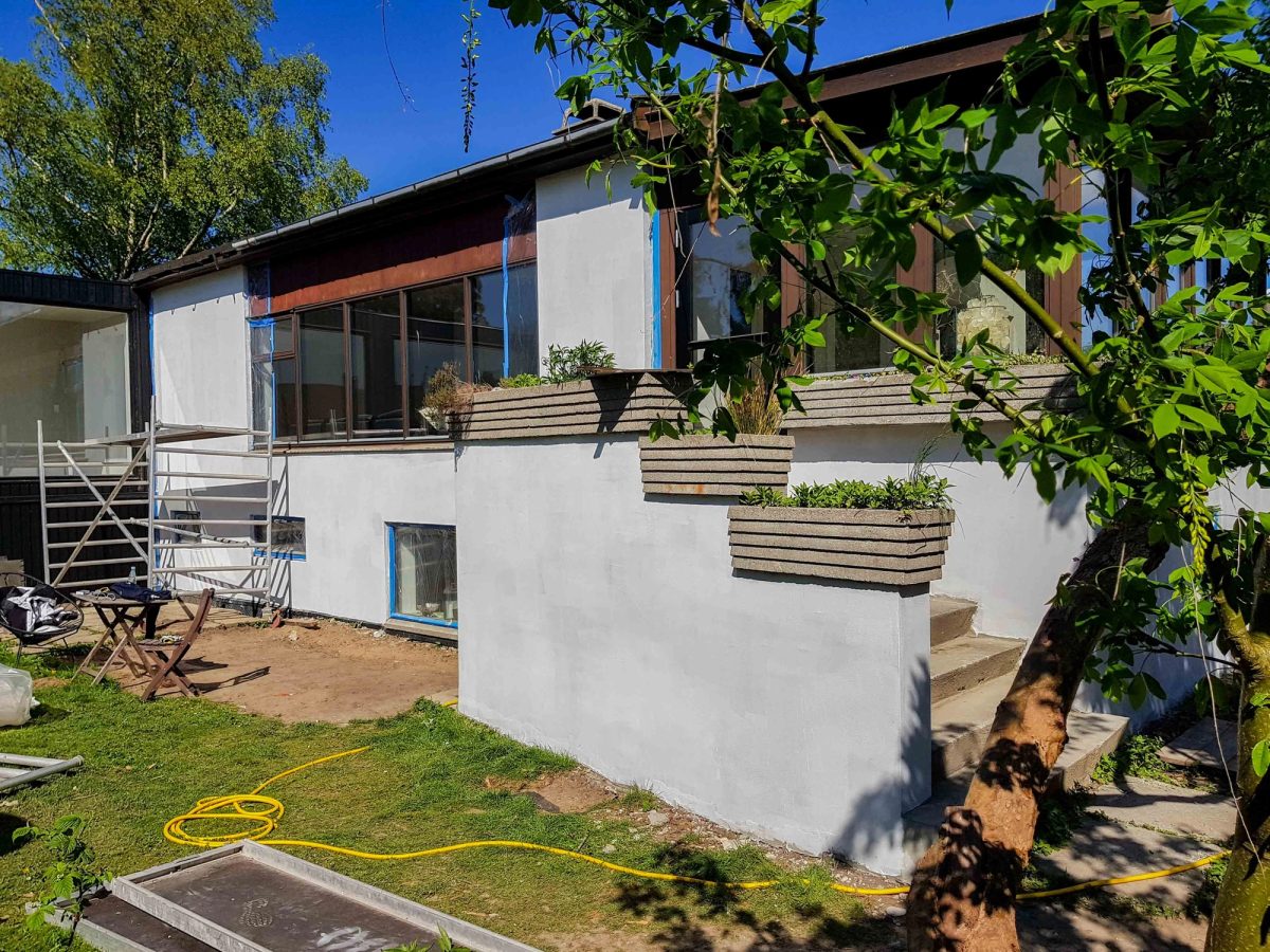 Facaderenovering af privat villa, Gentofte. Under arbejdet.