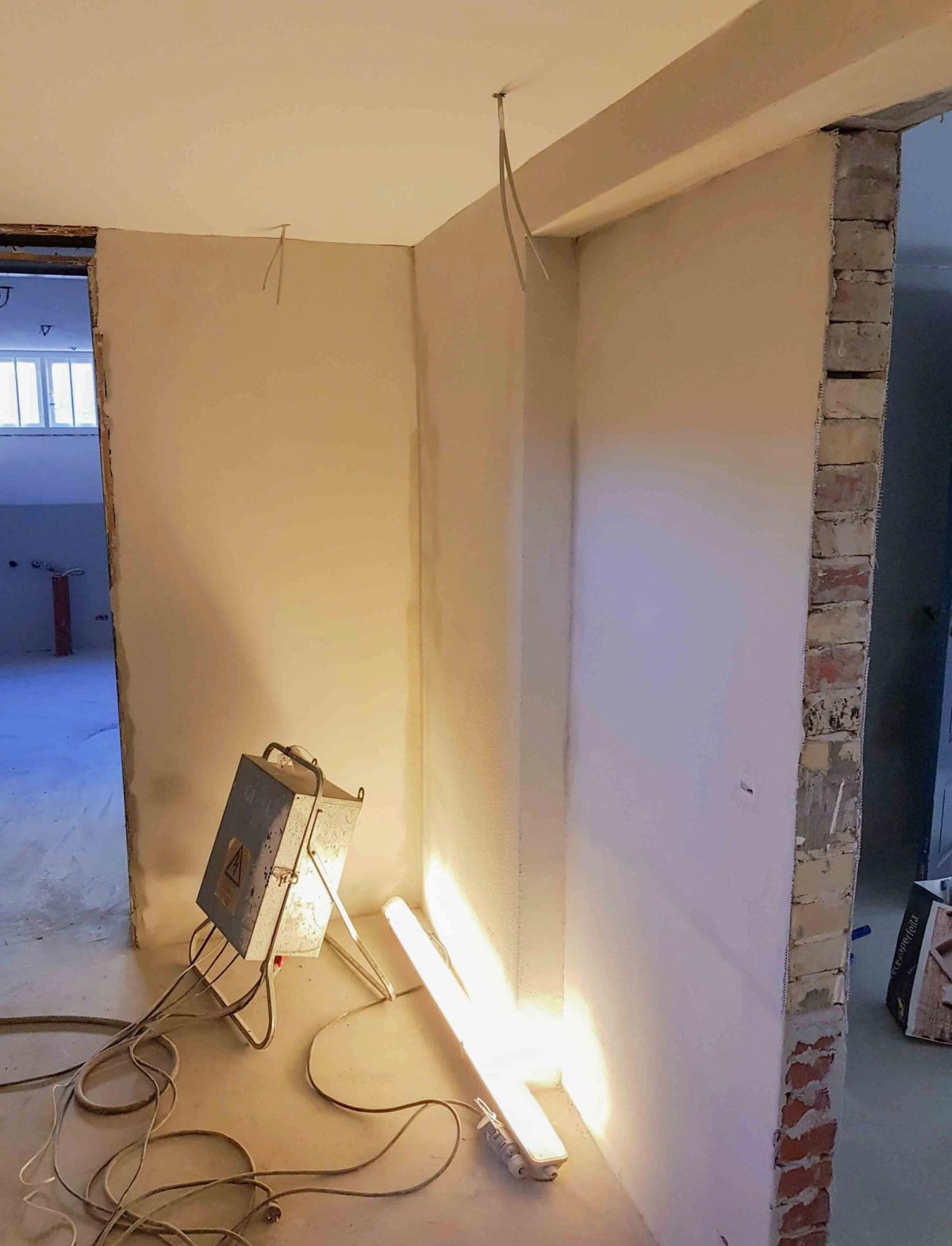 Renovering af kælder og indgangsparti, Frederiksberg. Under arbejdet.