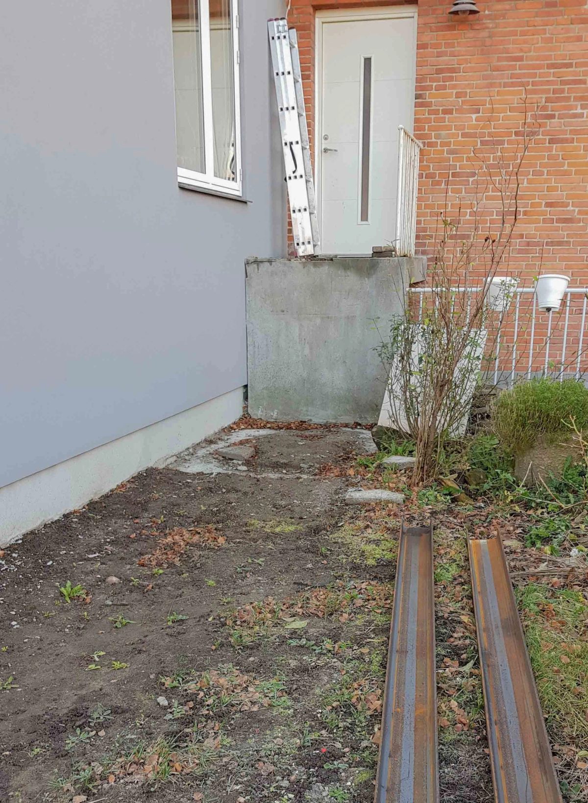 Tilbygning med ny trappe, Rødovre. Før arbejdet.