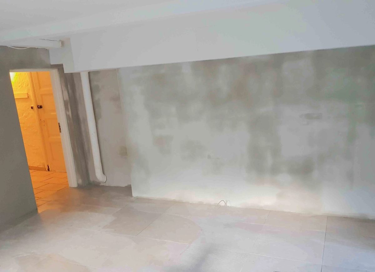 Renovering af kælder og indgangsparti, Frederiksberg. Før arbejdet.