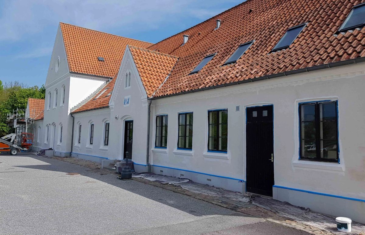 Facaderenovering af hus fra 1861, Slagelse. Facaden. Før arbejdet.