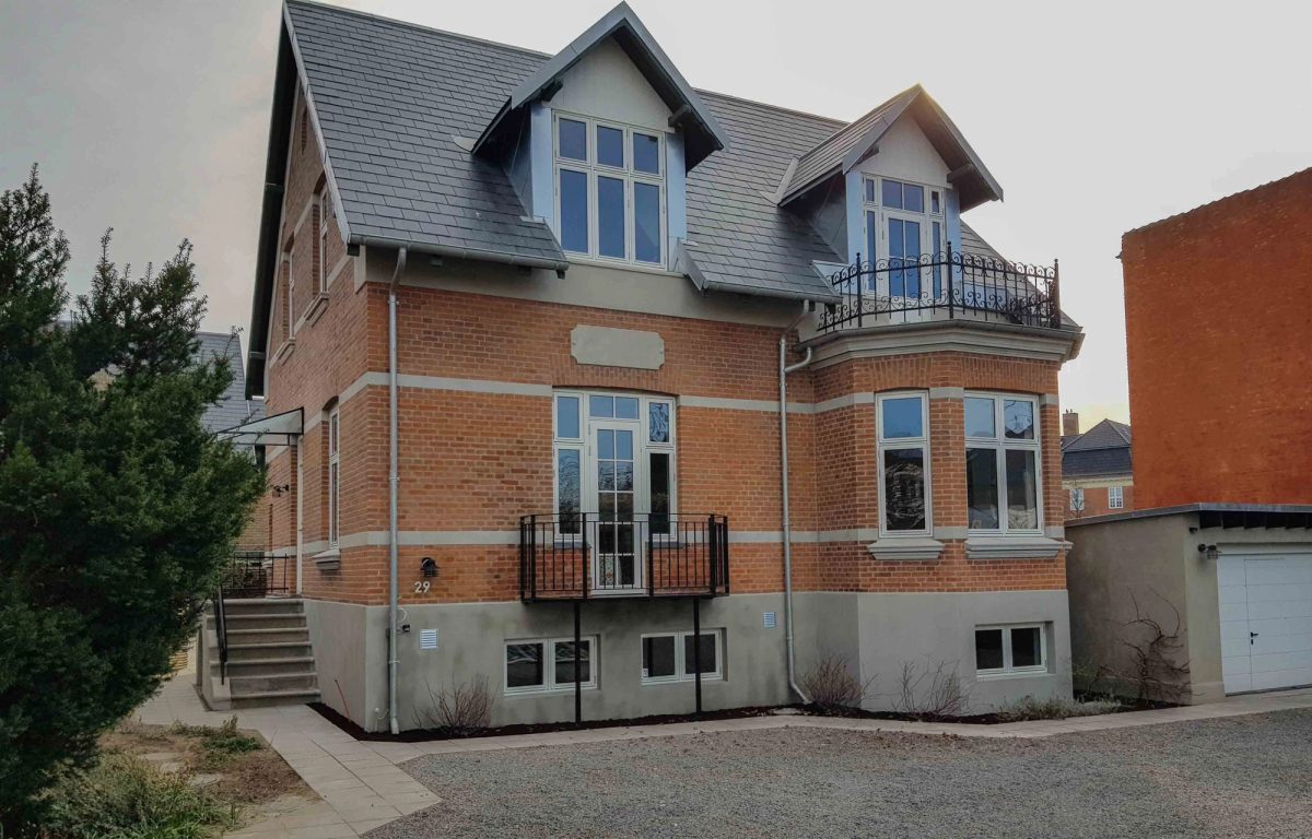 Facade- og tagrenovering, Hellerup. Efter arbejdet.