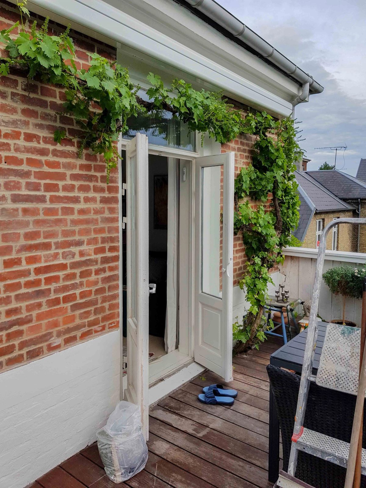 Renovering af indgangsparti og altaner, Frederiksberg. Efter arbejdet.