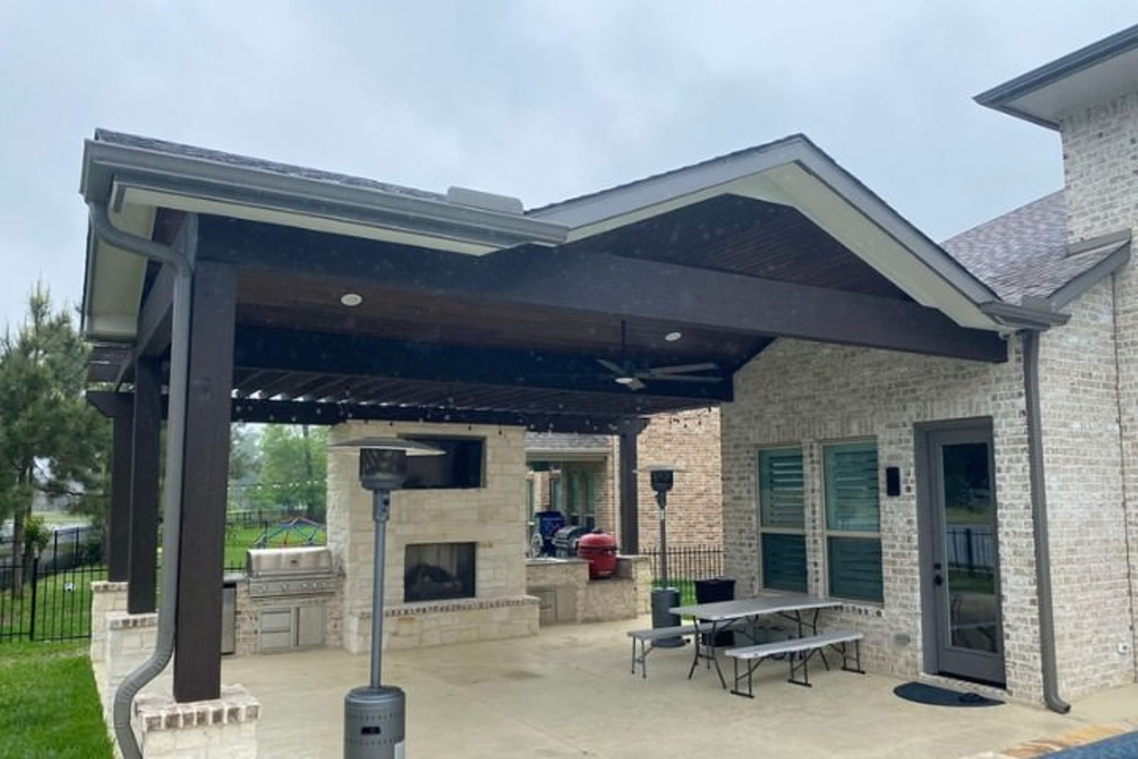 Patio cover with heat and moisture resistance properties