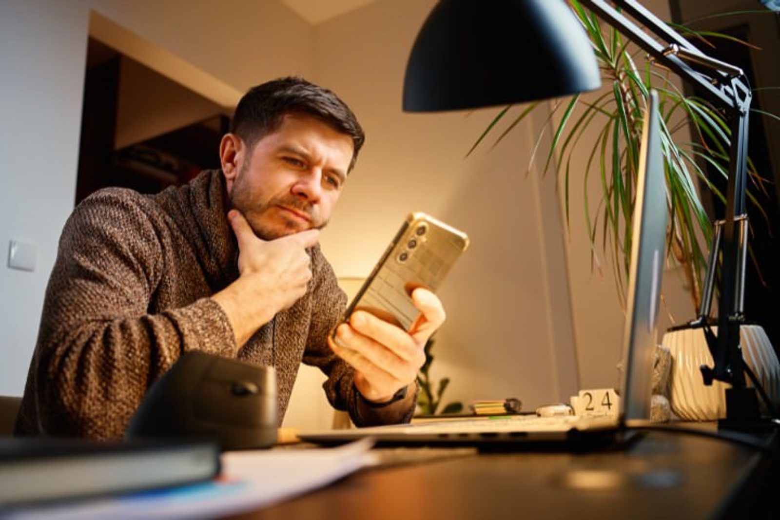 Remote pool automation control using a smartphone app for quick adjustments