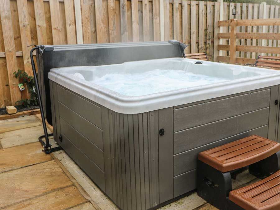 6 (Superb) Lodges in Kent With Hot Tubs to Rent