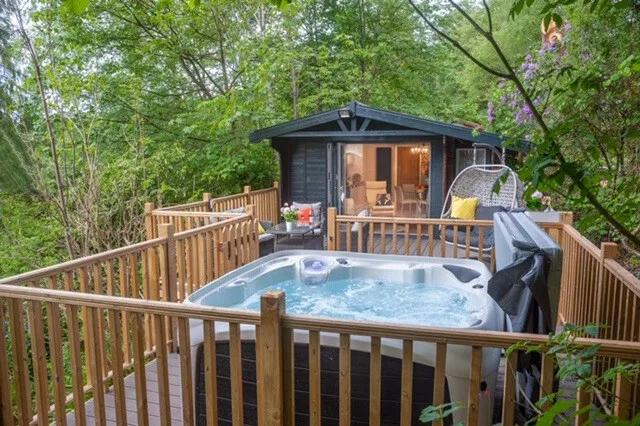Lily Lodge & Hot Tub, Lake District