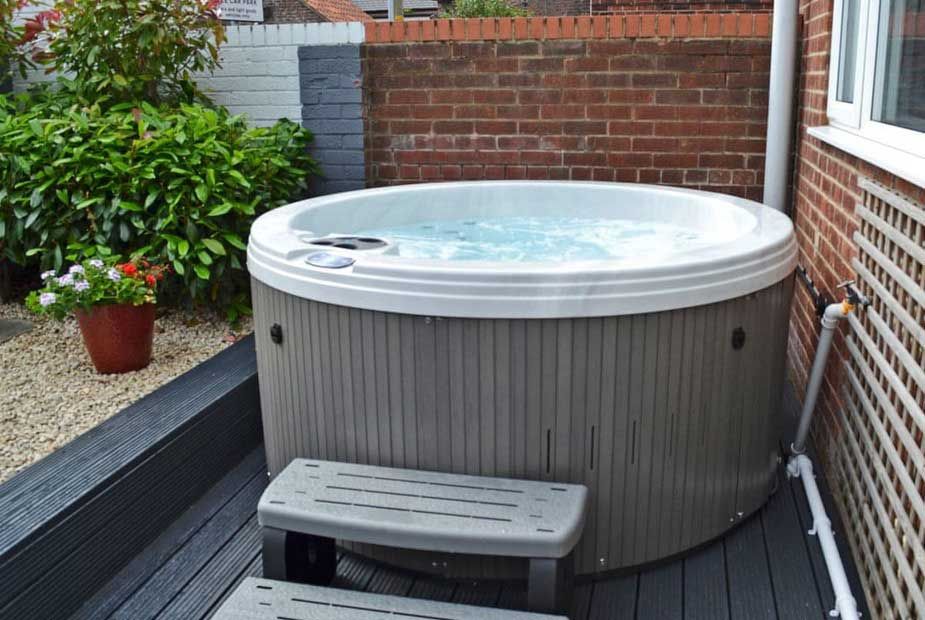 6 Luxury Lodges in Scarborough with Hot Tubs (From £52 Per Night)