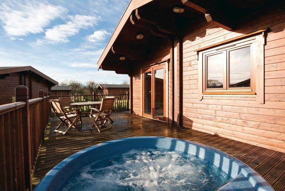 15 Luxury Lodges in Suffolk with Hot Tubs (From £51 Per Night)