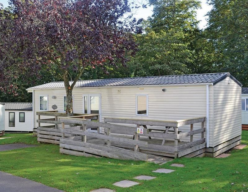 6 Luxury Lodges In Torquay With Hot Tubs From 45 Per Night 6-luxury-lodges-in-torquay-with-hot-tubs-from-45-per-night
