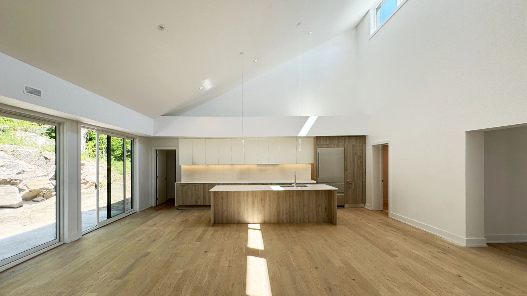 Freed - Muskoka Bay Resort Villas — Micacchi Architecture