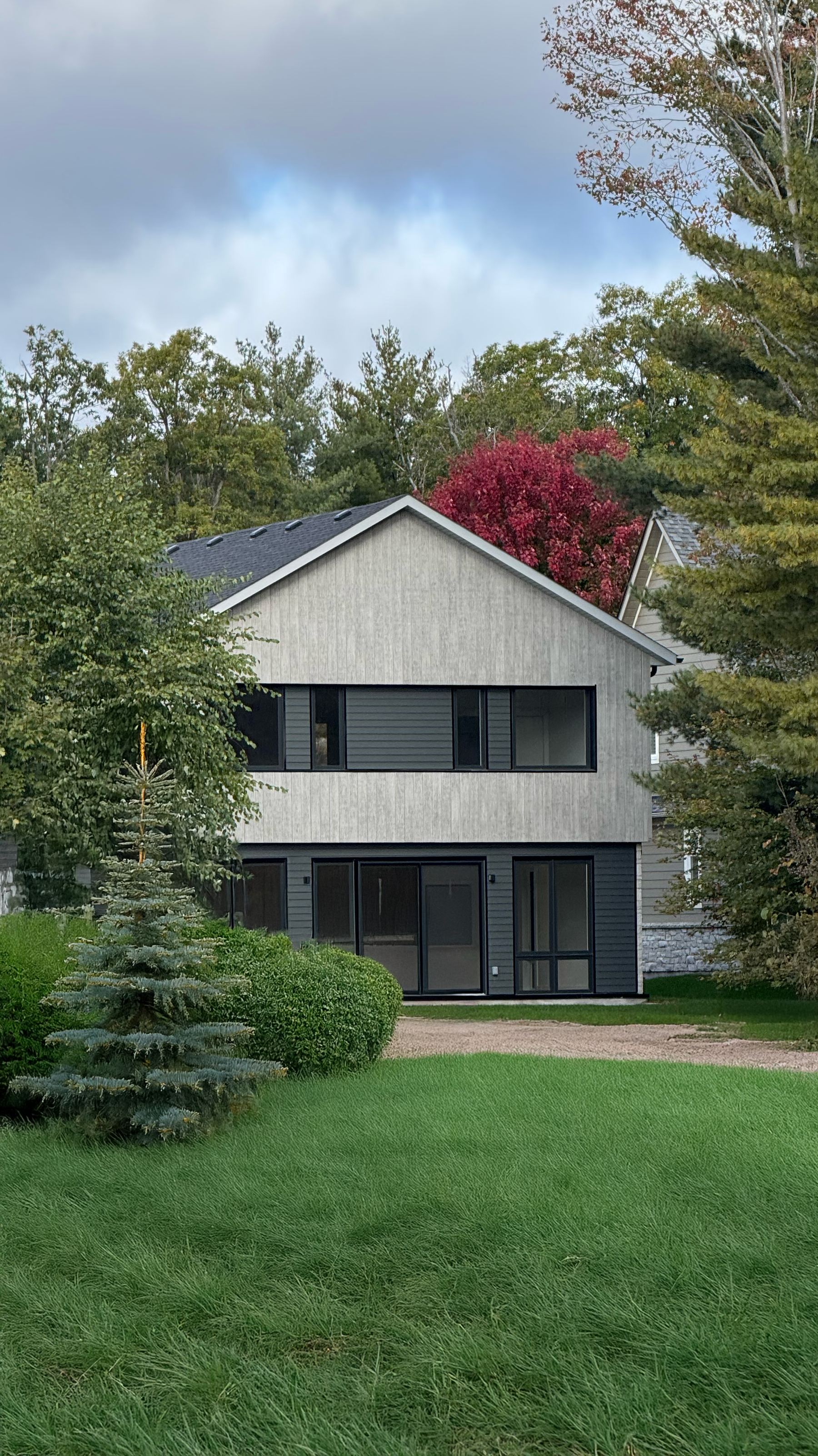 Freed - Muskoka Bay Resort Villas — Micacchi Architecture