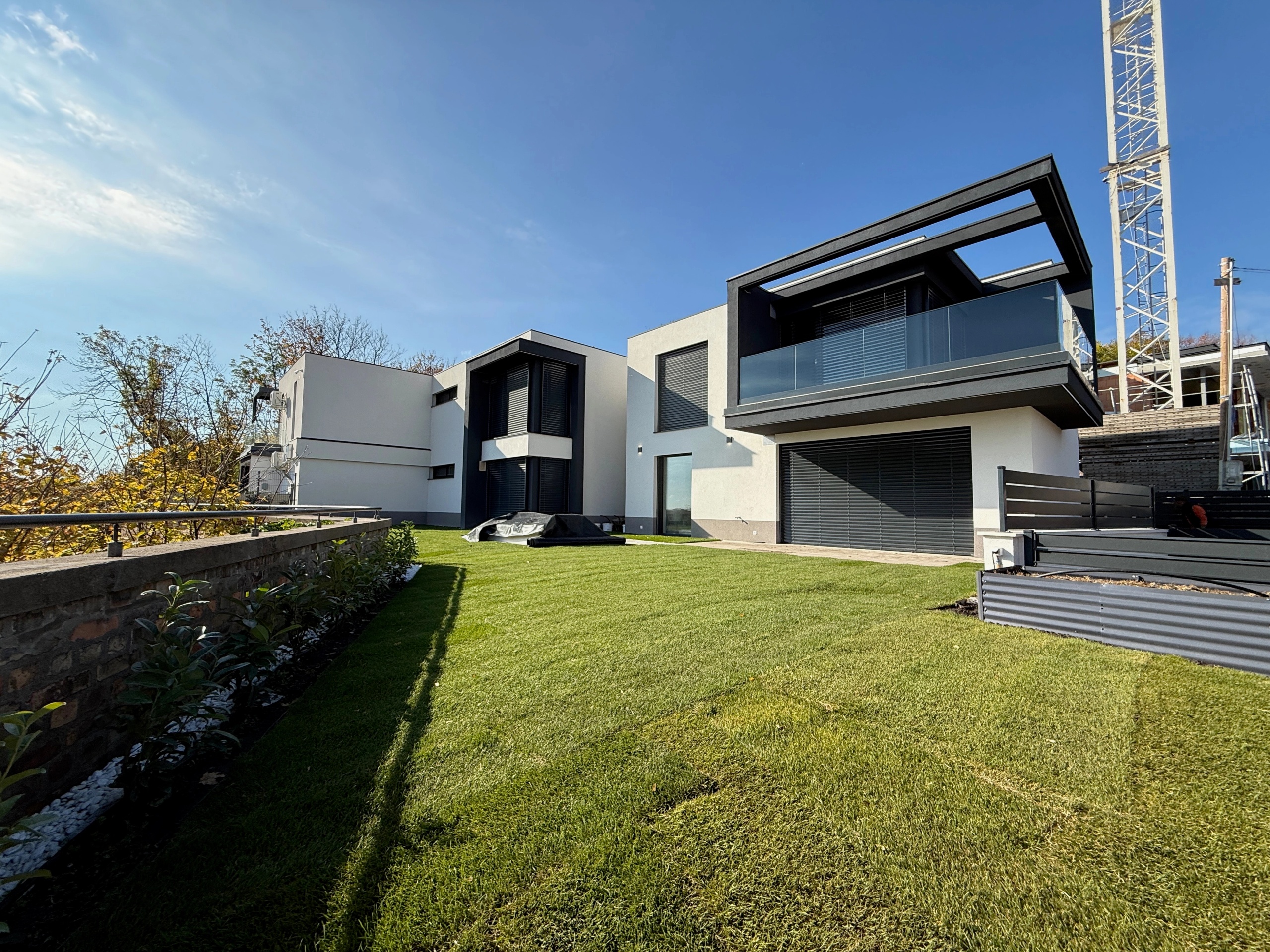 Modern elegancia
Budatétény szívében - Park 12A