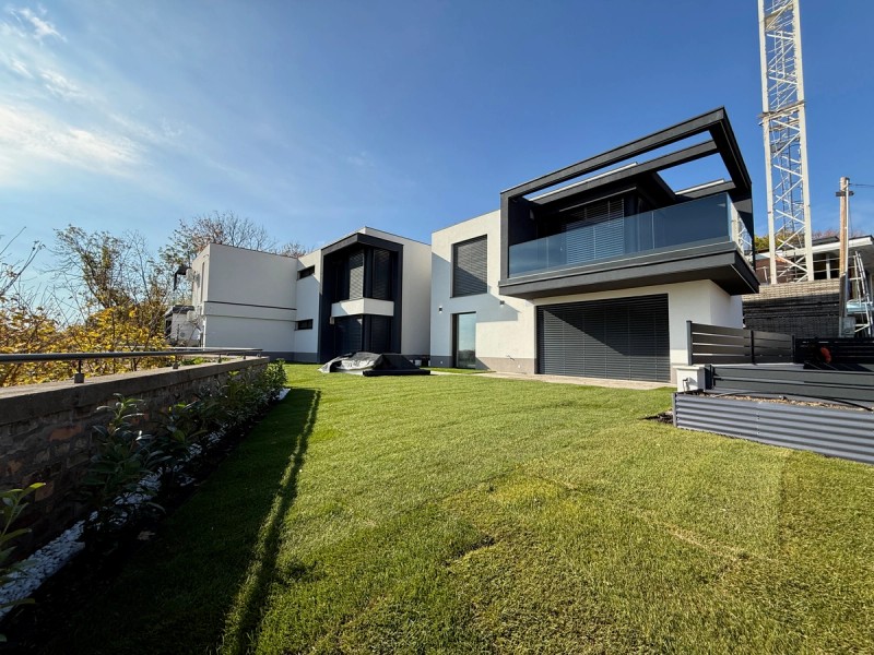 Modern elegance in the heart of Buda - Park 12A