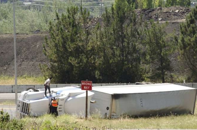 Image New Jersey Tractor-Trailer Accident Lawyers