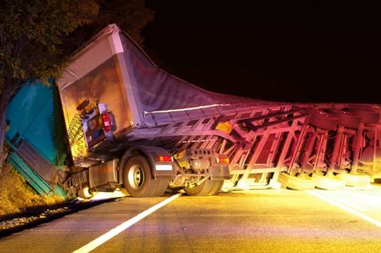 New Jersey Truck Rollover Accident Lawyers
