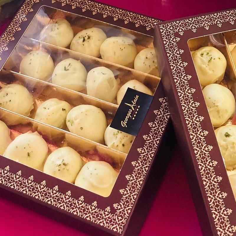 Truffles Sugar-free White Chocolate and Matcha (Box)