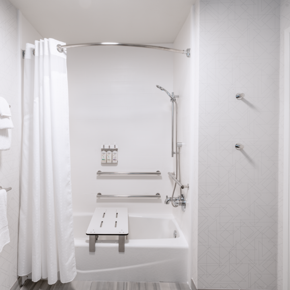 Holiday Inn — Bathroom Accessories