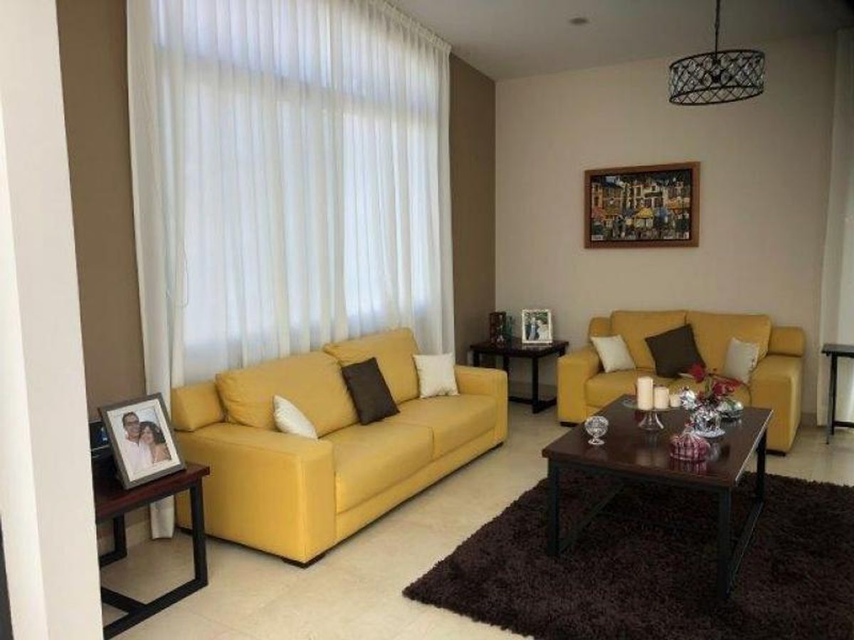 Fotografía de VENTA DE CASA EN CLUB DE GOLF LA LOMA
