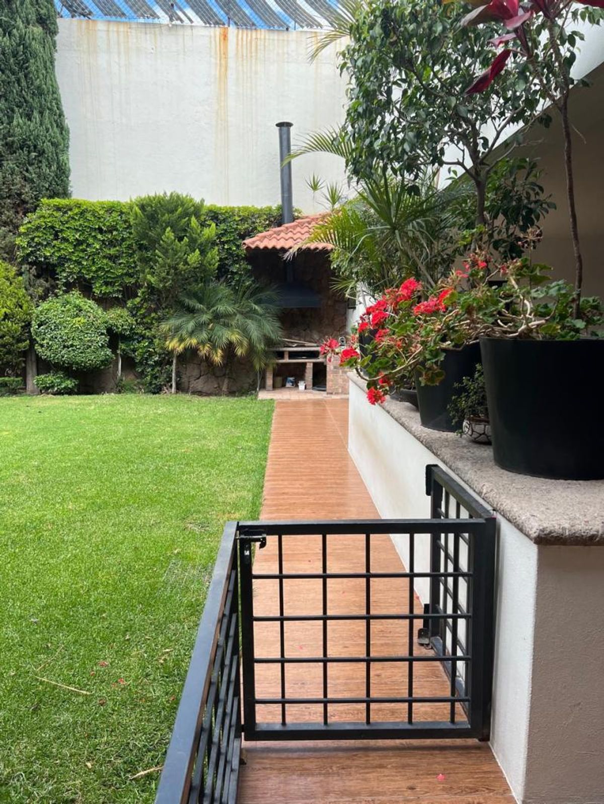 Fotografía de EXCELENTE CASA EN VENTA EN ESQUINA EN COLONIA JARDIN
