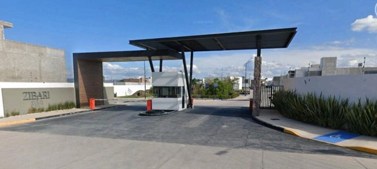 Fotografía de TERRENO EN VENTA EN PRIVADA ZIBARI