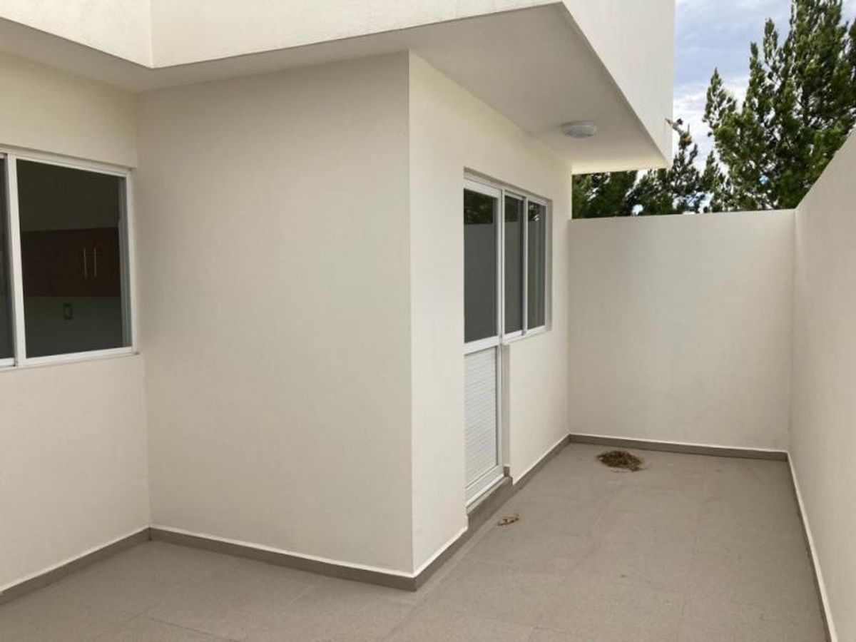 Fotografía de CASA EN VENTA EN CLUB DE GOLF CON VISTA INMEJORABLE