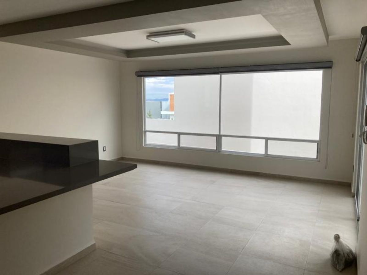 Fotografía de CASA EN VENTA EN CLUB DE GOLF CON VISTA INMEJORABLE
