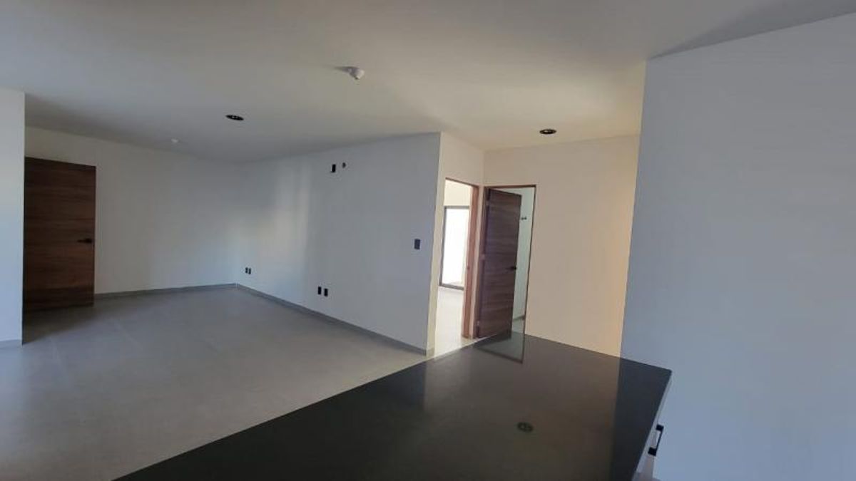 Fotografía de DEPARTAMENTO EN VENTAEN LOMAS 3 SECCION JUNTO AL RAQUET CLUB