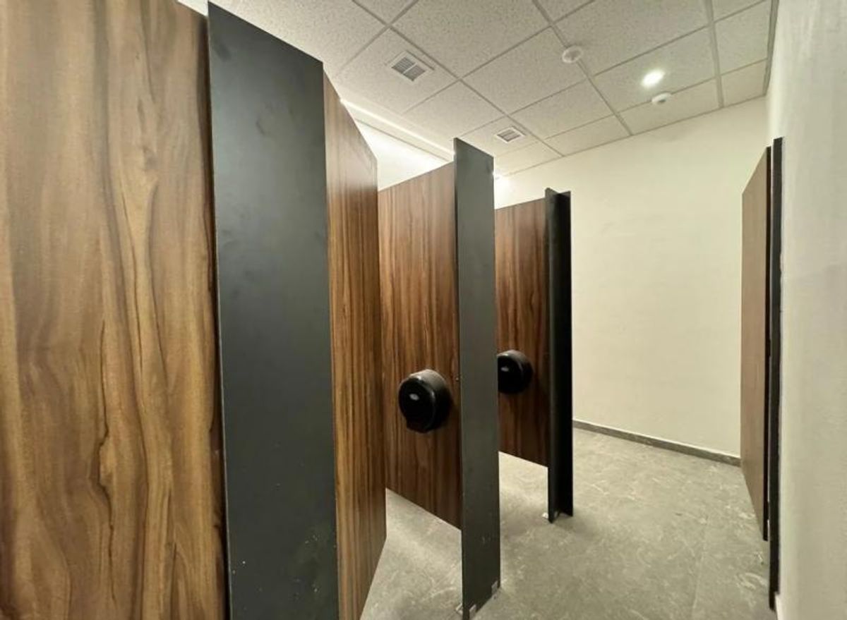 Fotografía de PISO DE OFICINA EN K TOWER EN RENTA