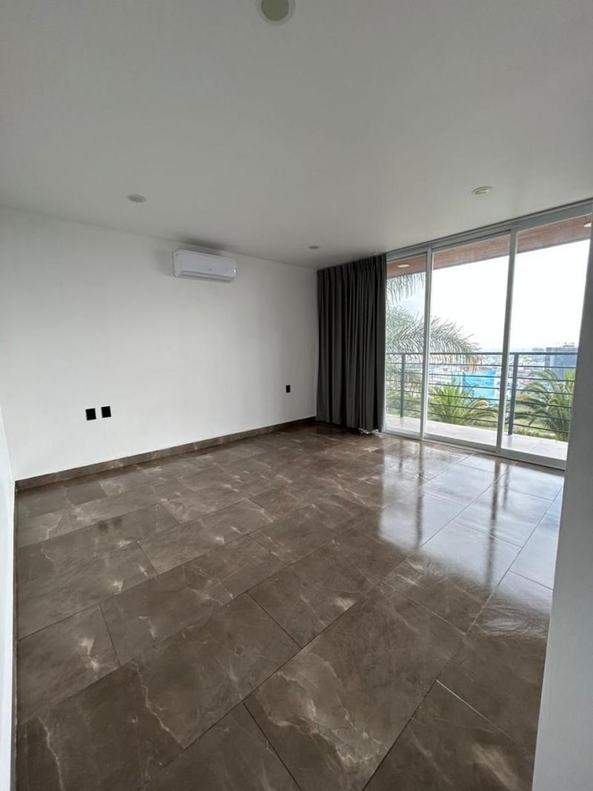 Fotografía de DEPARTAMENTO EN VENTA EN LOMAS DEL TEC CON TERRAZA